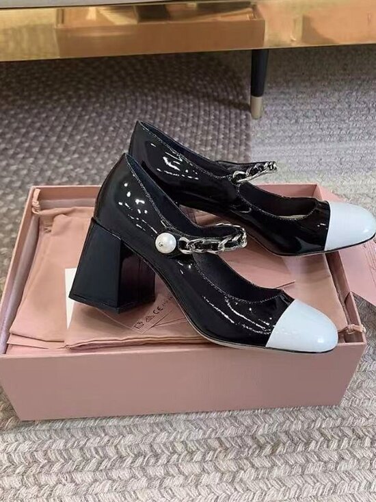New Authentic Miu Miu Two-Toned Slingback Mary Jane Pumps  Miu Miu Two Tone Mary Jane Heels